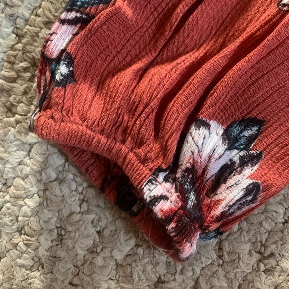 🌺 SMALL BILLABONG BLOUSE 🌺 - Picture 5 of 8